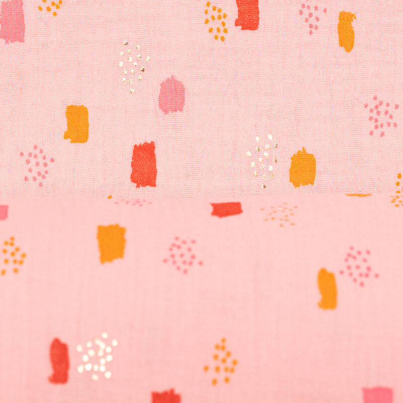 Halvány rózsaszín foltokkal (G04)