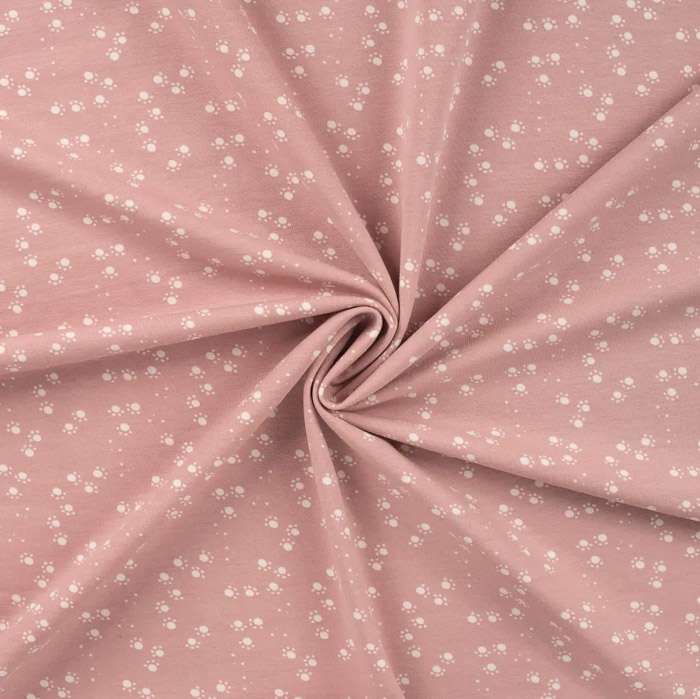 M07 – Kutyamancsok, kopott nude rózsaszínen